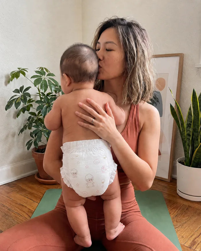 Khoảnh khắc bé thư giãn bên mẹ cùng Merria
